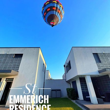 St Emmerich Residence Győr Buitenkant foto